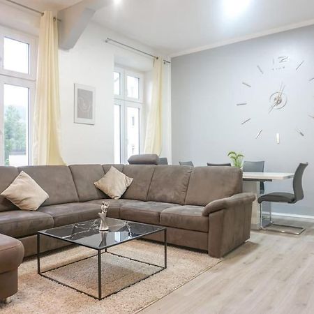 Apartment In Wuppertal - Charmante 3-Zimmer-Oase Mit Kamin Und Badewanne Eksteriør bilde