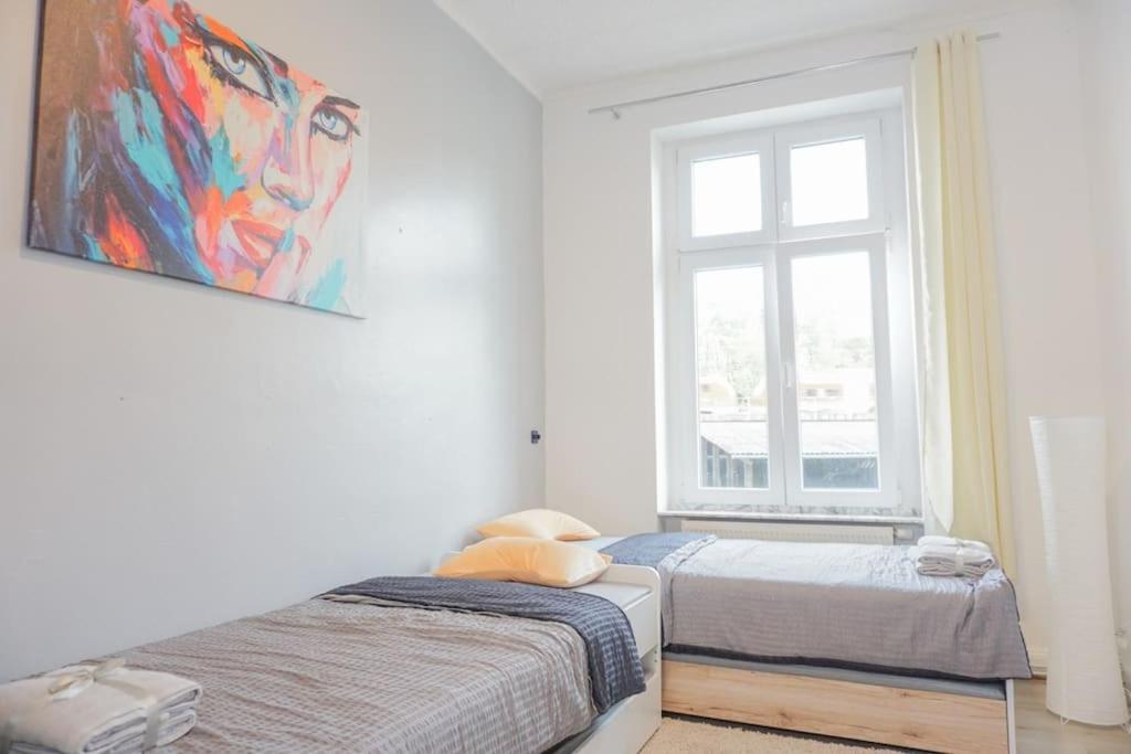 Apartment In Wuppertal - Charmante 3-Zimmer-Oase Mit Kamin Und Badewanne Eksteriør bilde