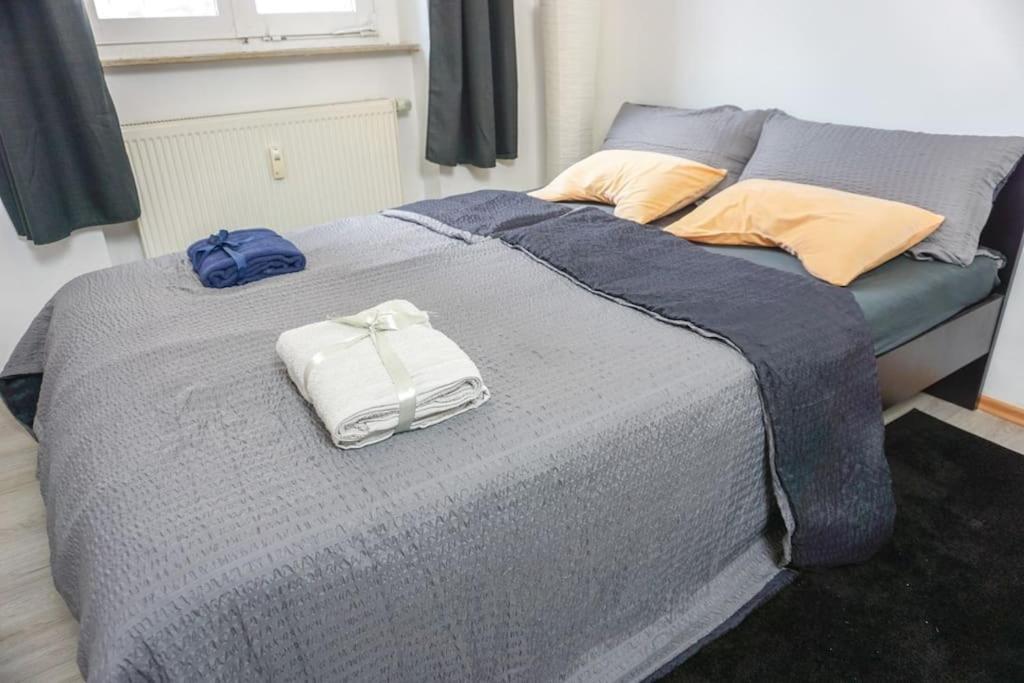 Apartment In Wuppertal - Charmante 3-Zimmer-Oase Mit Kamin Und Badewanne Eksteriør bilde