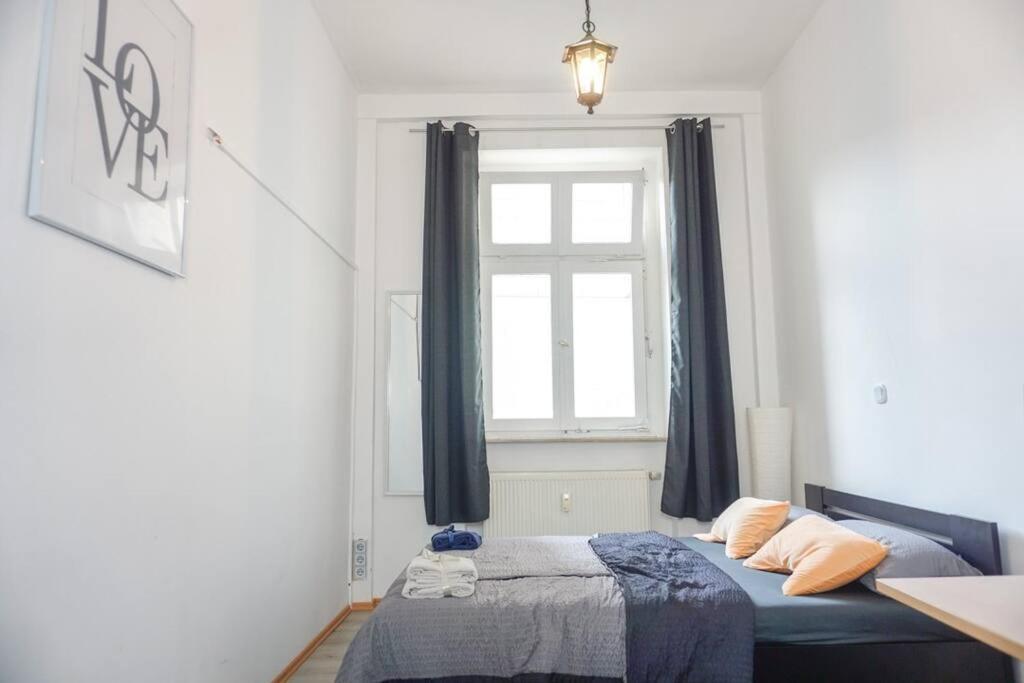 Apartment In Wuppertal - Charmante 3-Zimmer-Oase Mit Kamin Und Badewanne Eksteriør bilde