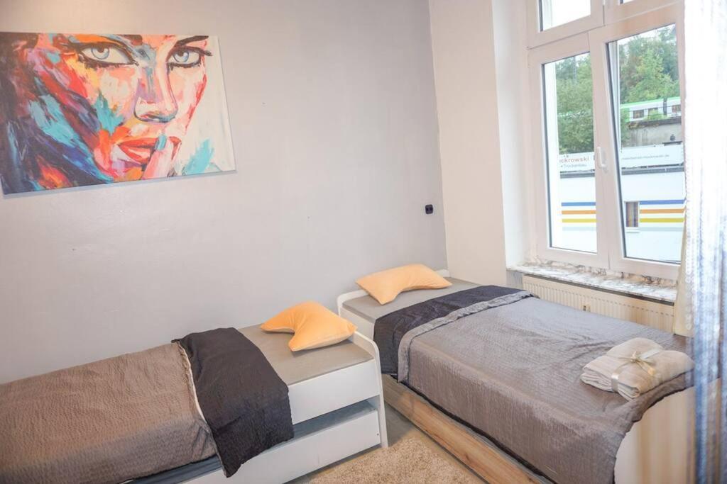 Apartment In Wuppertal - Charmante 3-Zimmer-Oase Mit Kamin Und Badewanne Eksteriør bilde