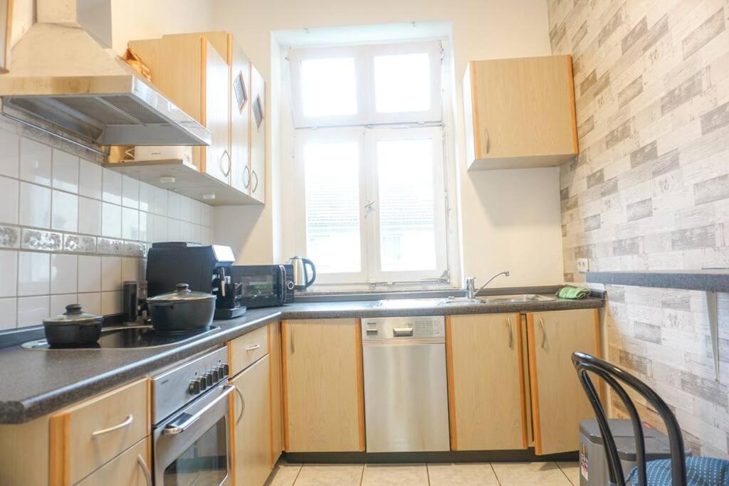 Apartment In Wuppertal - Charmante 3-Zimmer-Oase Mit Kamin Und Badewanne Eksteriør bilde